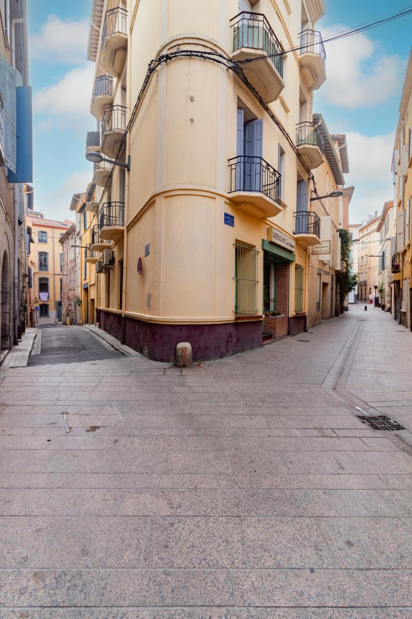 Appartement Moderne Et Elegant Quartier Saint-Jean Perpignan 2 Exterior photo